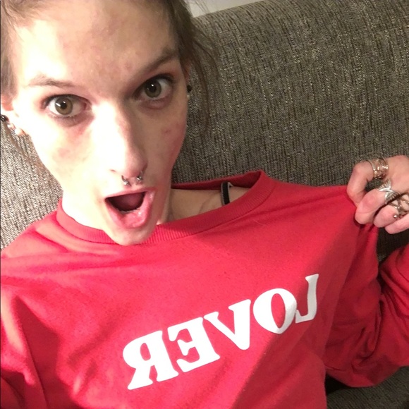 Meet your Posher, Jillian - Picture 1 of 1